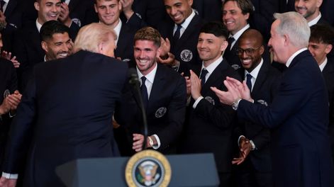 ¿tienen algun jugador feo en el equipo?, la broma de donald trump a rodrigo de paul
