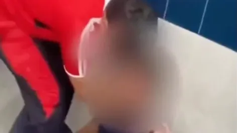 Preocupación por un peligroso reto de Tiktok que deja a jóvenes inconscientes
