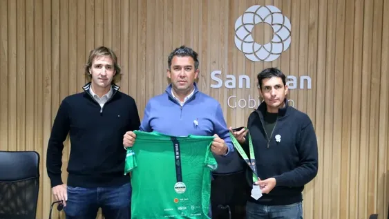 EL SECRETARIO DE  DEPORTES, Pablo Tabachnik, junto a Mauro Ayesa y Gonzalo Tellechea, anunciaron la prueba.