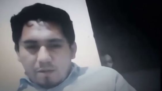 Un profesor daba una clase virtual y una “niña fantasma” apareció en el video