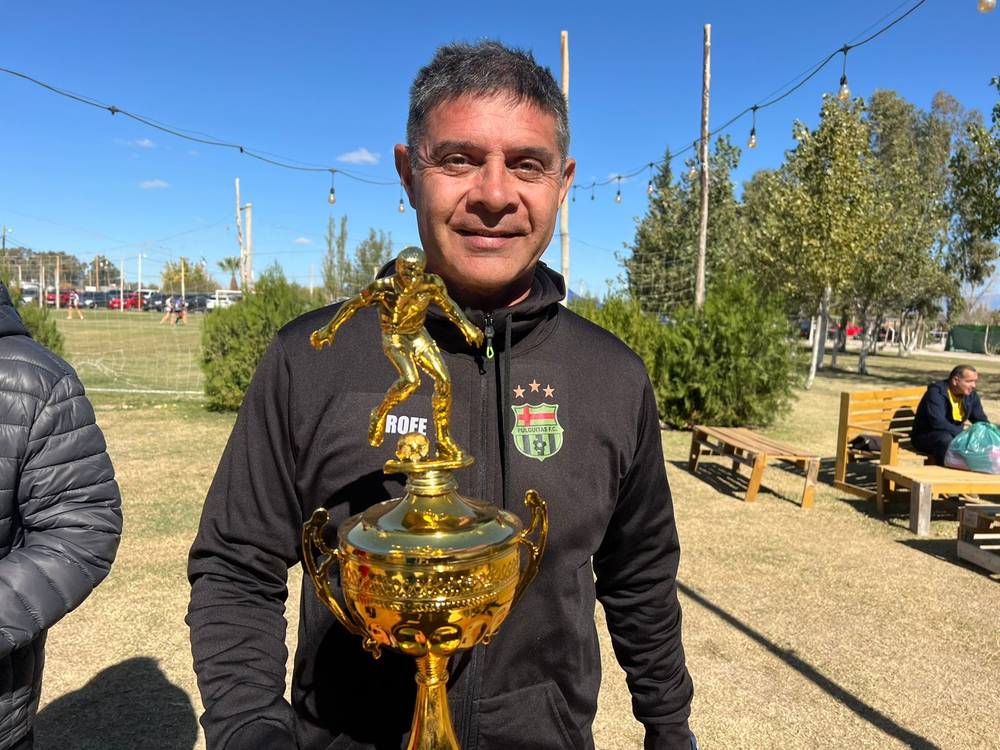 DT. Pablo Saavedra, el cráneo del equipo campeón.