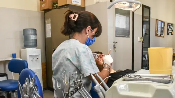 Cáncer bucal: qué es, cómo prevenirlo y las señales a tener en cuenta para realizar la consulta