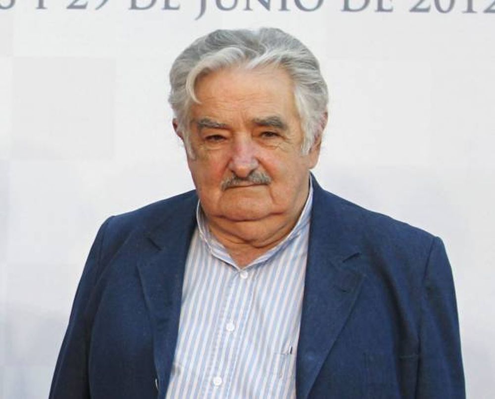 Mujica pide  ampliar el  Mercosur