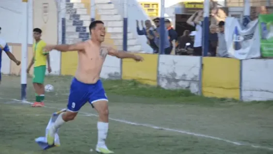 Regional Amateur: Colón venció a Peñaflor 1-0 y se trepó a la cima de la Zona 10