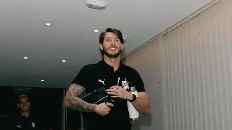 Figura, Matías Borgogno se ganó ya su lugar en Platense que debuta en Copa Argentina.