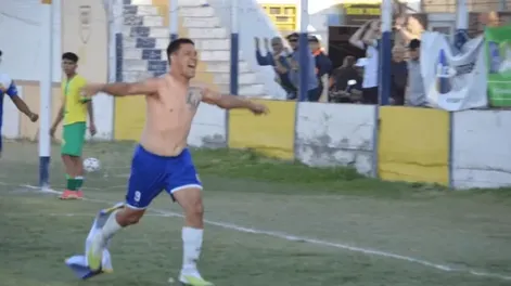 Regional Amateur: Colón venció a Peñaflor 1-0 y se trepó a la cima de la Zona 10