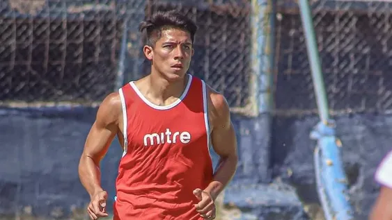 Lautaro Disanto, un talentoso volante formado en La Lepra llegaría a Puyuta