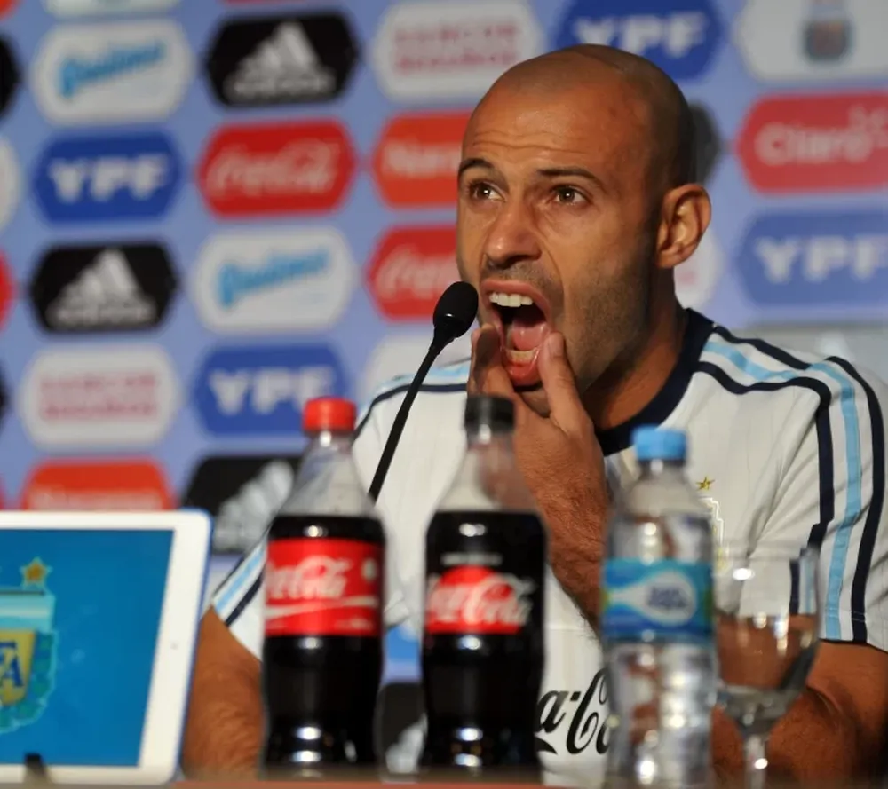 Sale la sede y vuelve Mascherano