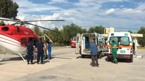 Dos ciclistas abandonaron la Vuelta tras sufrir caídas en la cuarta etapa