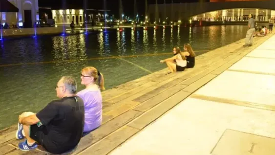 Exposición, venta de productos y regalos en el Día de los Enamorados