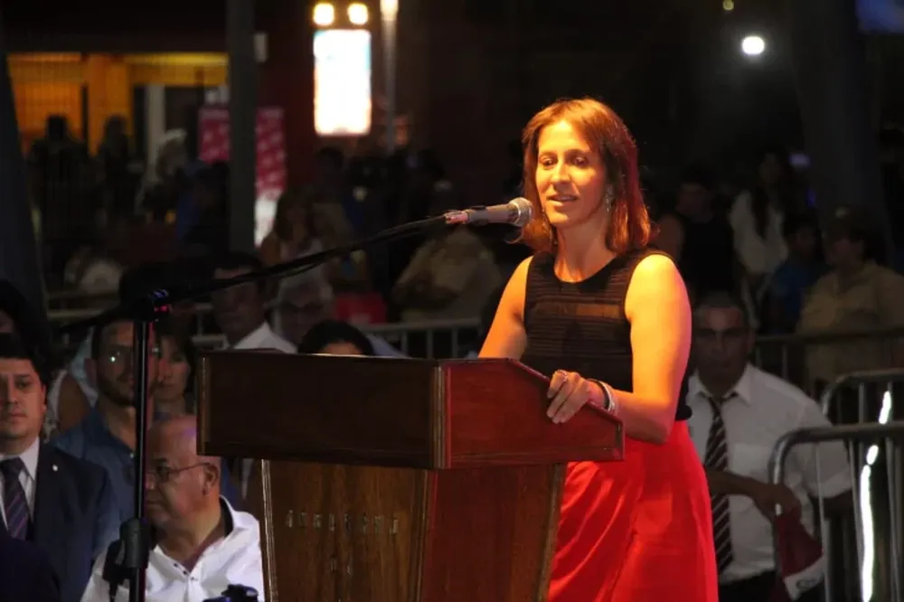 Claudia Grynszpan: “Queremos que el país nos mire como un centro cultural y moderno”