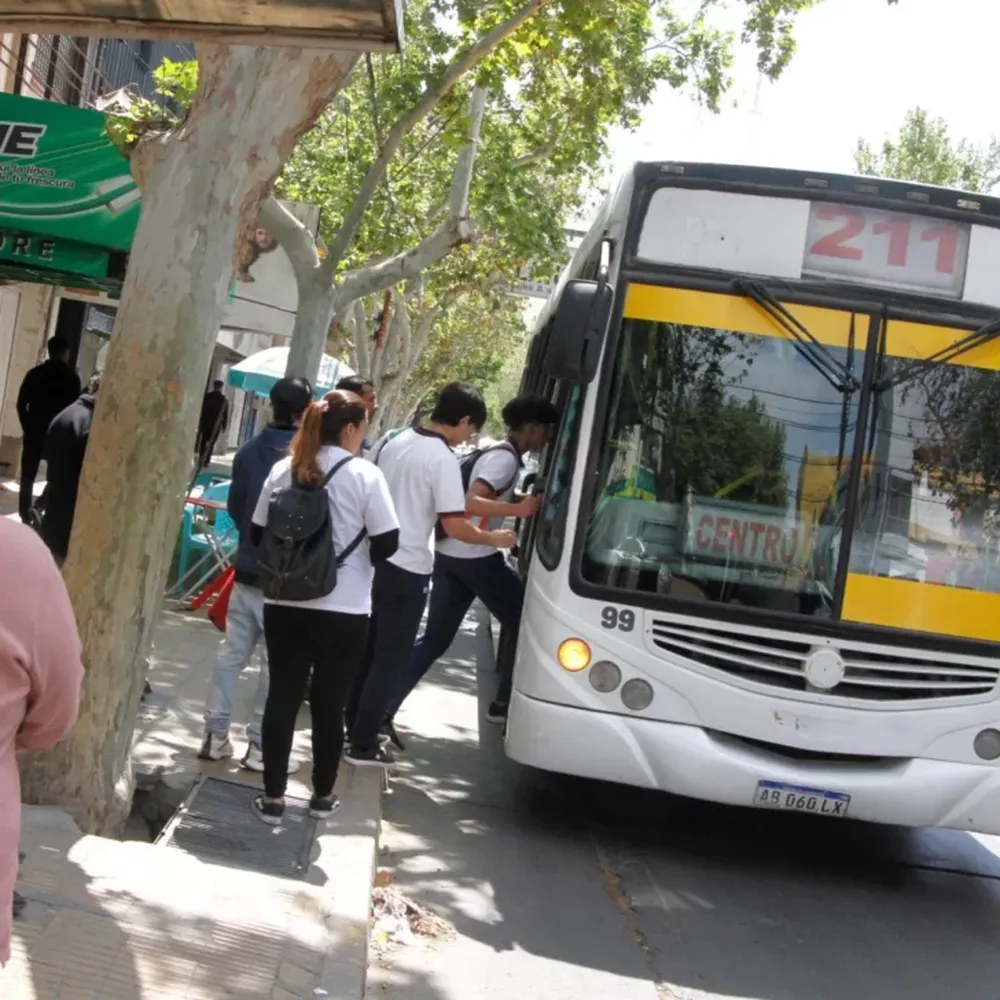 Paro de colectivos: la UTA endurece su postura y afirma que “no va haber ningún tipo de acuerdo” para levantar la medida