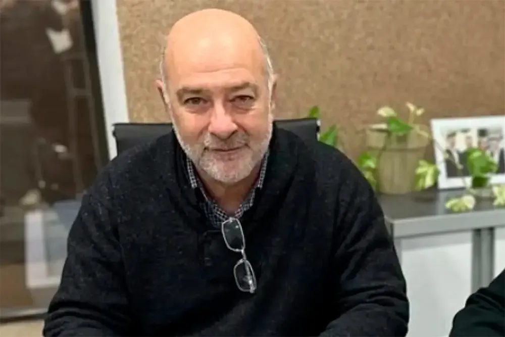 El empresario Mauro Macrillanti falleció tras un accidente de tránsito en la Ruta Nacional 12, cerca del acceso a Aldea María Luisa.