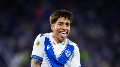 Distinto, Maher Carrizo es figura en Vélez que hoy abrirá la serie contra Argentinos en los Octavos de final del Clausura de AFA.