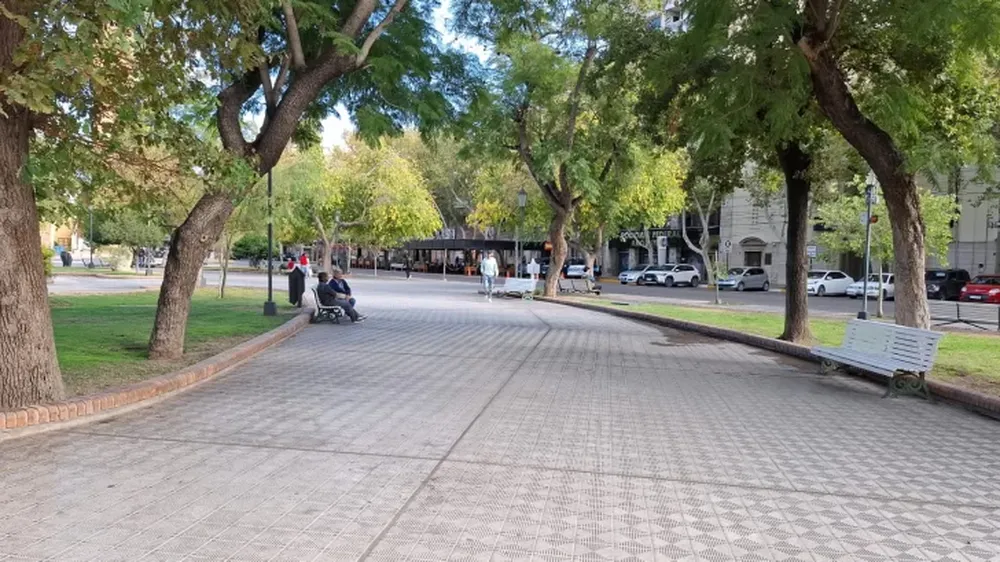 Fin de semana largo: qué servicios funcionarán y cuáles no este lunes 16 de junio