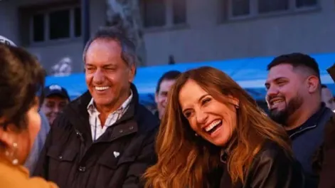 Gobernadores del PJ quieren convencer a Alberto Fernández de que baje a Scioli