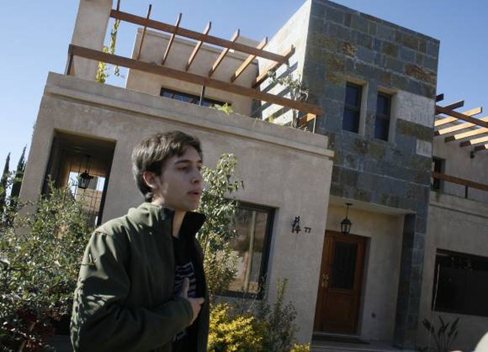 Pánico en una vivienda por un asalto a una mujer y su hijo