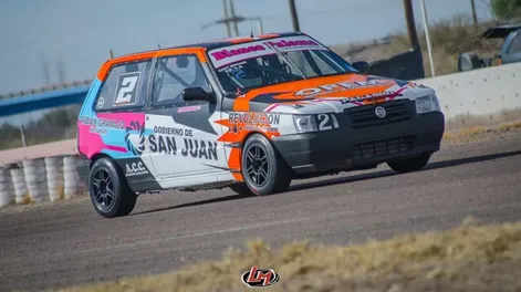Por un inconveniente mecánico, Moyano no pudo culminar su serie en San Martín