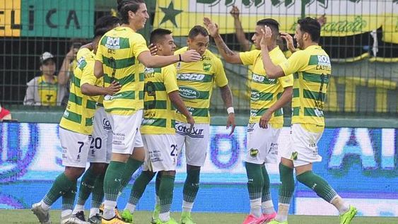 Defensa sufrió pero estiró su buena racha ante Godoy Cruz