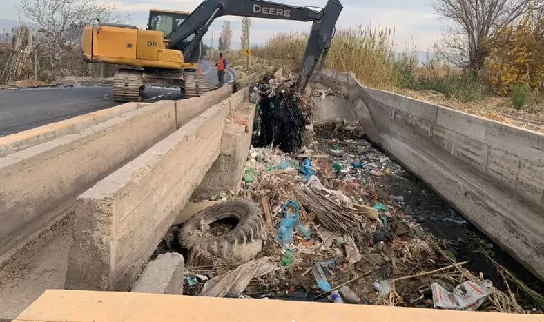 Hidráulica invertiría unos $183 millones para limpiar los canales