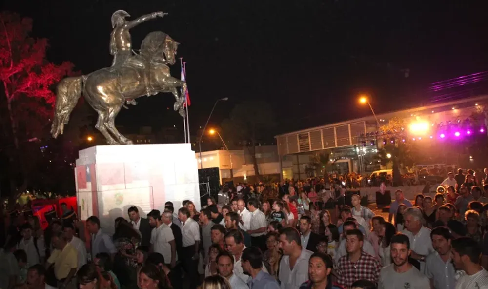 Hasta Atahualpa Yupanqui habló de San Martín en una noche de homenaje