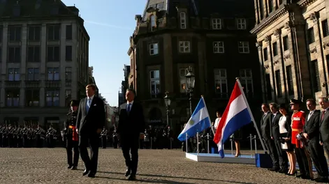 Macri fue recibido por la reina Máxima