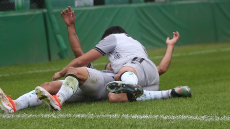 El festejo del único gol del encuentro.