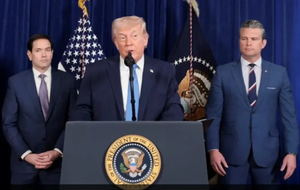 Trump dijo que EE.UU. va a dirigir Venezuela “hasta una transición apropiada” y advirtió: “Estamos listos para una segunda ola de ataques”