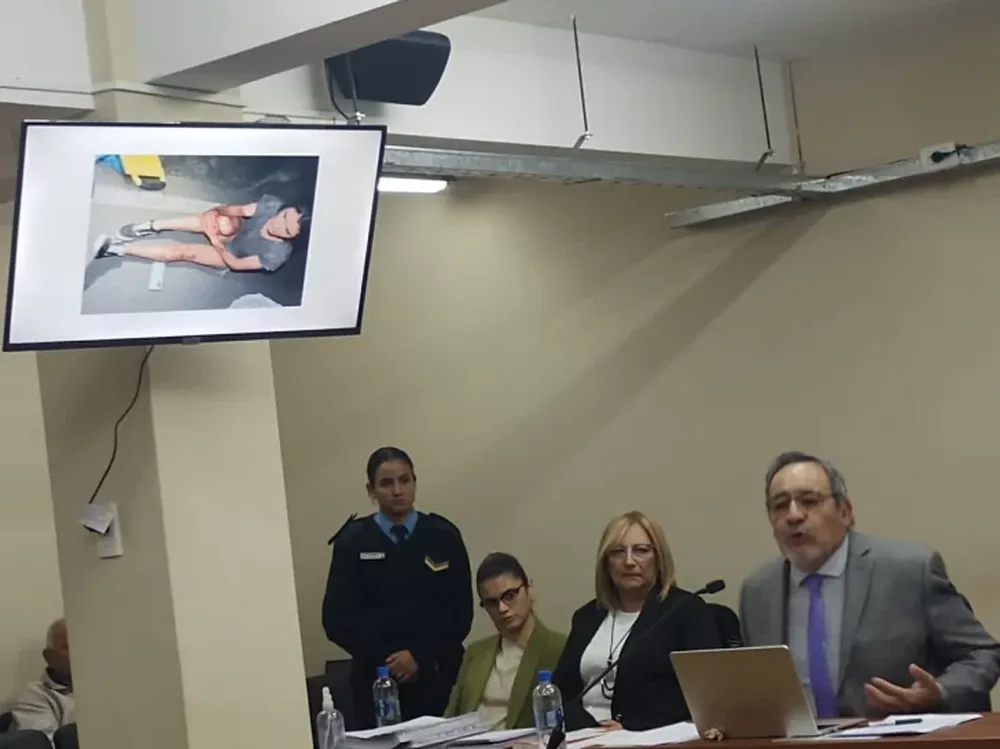 La defensa de la científica acusada de matar a su amigo en un juego sexual insiste en que se defendió de un ataque sexual