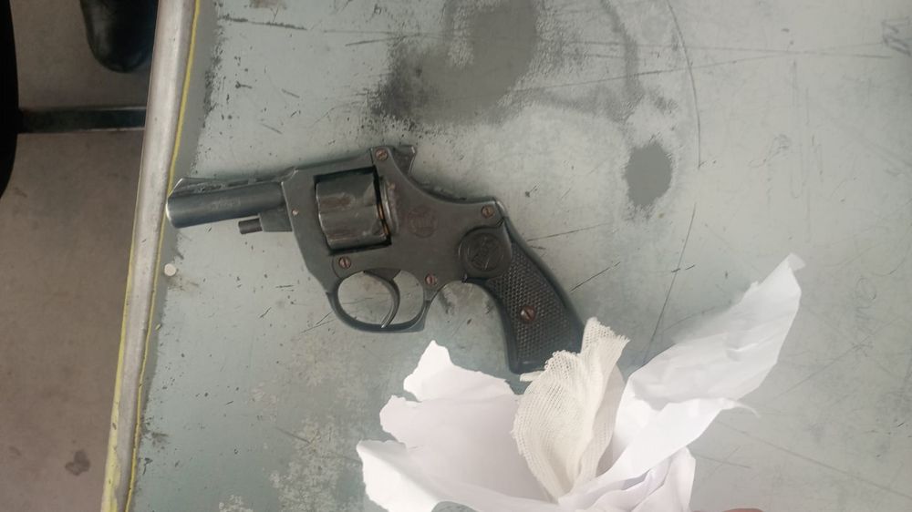 Arma secuestrada.