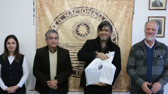 La Facultad de Ciencias Exactas, de la UNSJ, realizó una nueva entrega de libros a escuelas de San Juan.