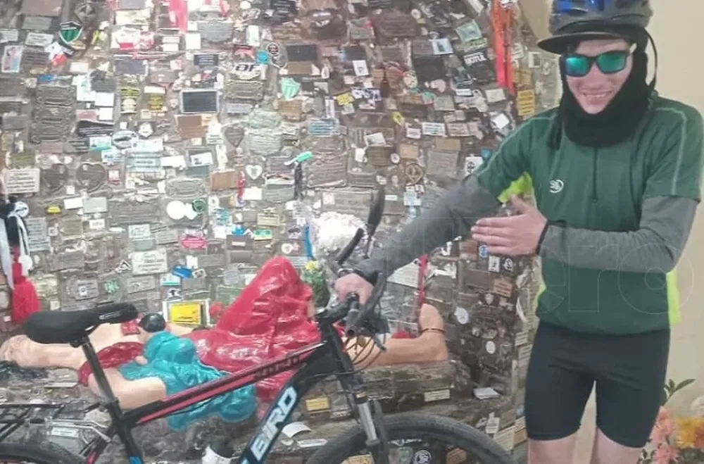 Tiene 22 años, es de San Luis y recorrió 430 kilómetros en bici para agradecerle a la Difunta Correa