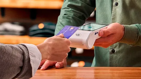 Paso a paso: cómo pagar con dólares a través de tarjetas de débito a partir de hoy