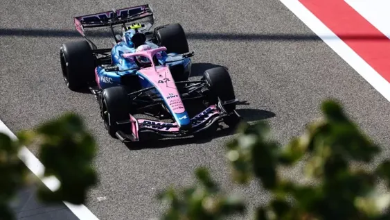 Franco Colapinto completó la primera sesión del día y marcó el sexto mejor tiempo en Bahréin