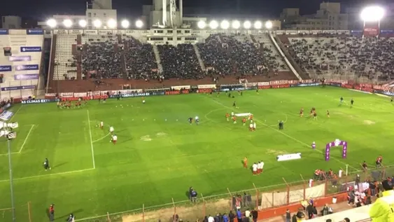 Huracán sería sancionado por el mal estado de su cancha