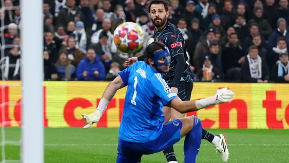 Sin Julián, ganó el Manchester City