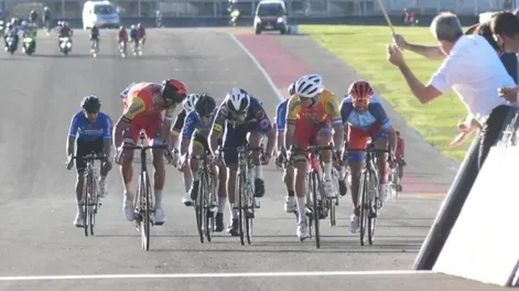Los Tivani quedaron arriba de todos en la etapa final, pero el Gran Prix fue para Messineo