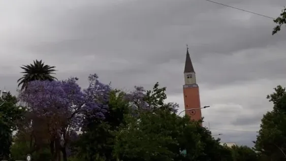 Jueves gris y muy fresco en San Juan