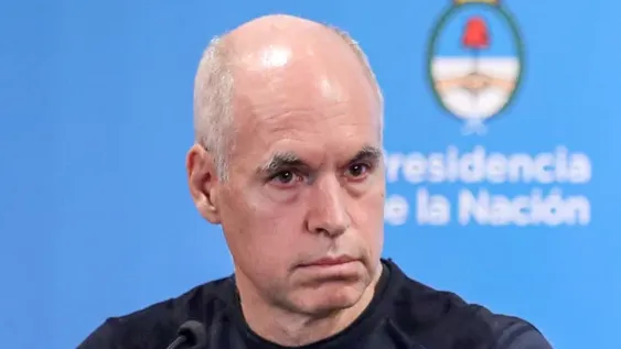 Cena, caminata y conferencia en el desembarco de Rodríguez Larreta