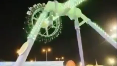 [VIDEO] Colapsó una atracción en un parque de diversiones: hay 23 heridos, tres de gravedad