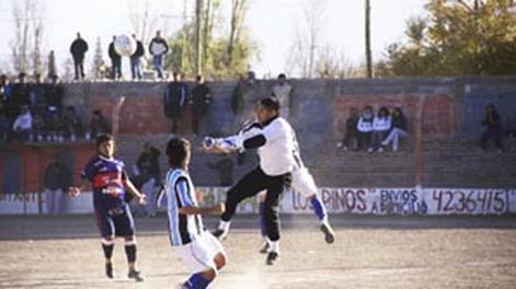 Victoria de la Villa y empate en 9 de Julio