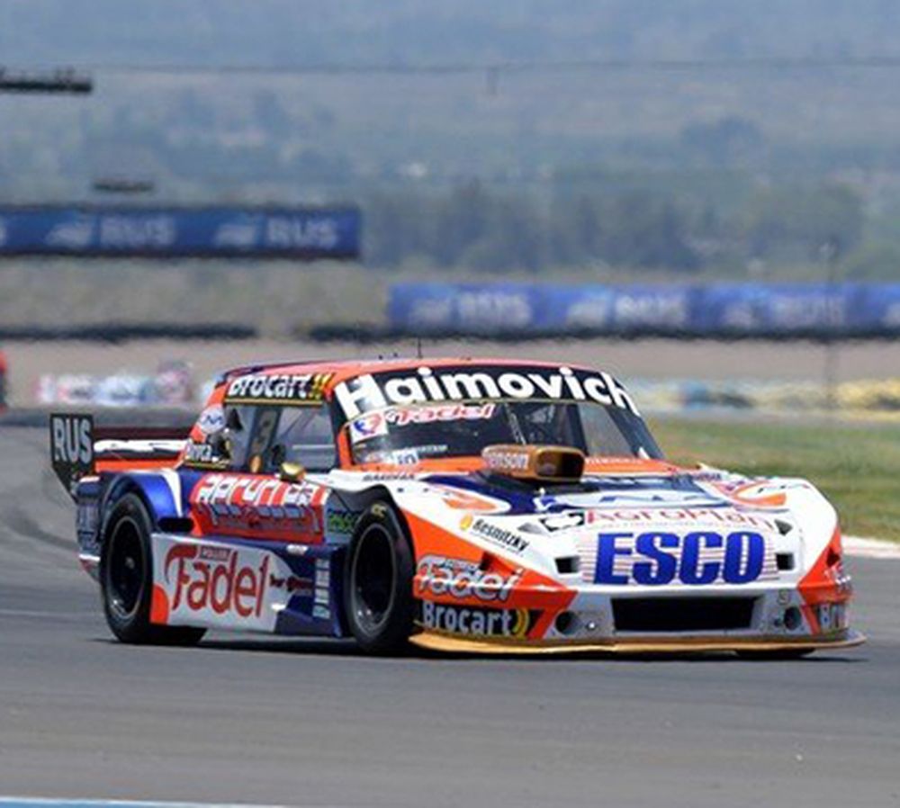 Sanjuaninos salen a la pista en Río Negro