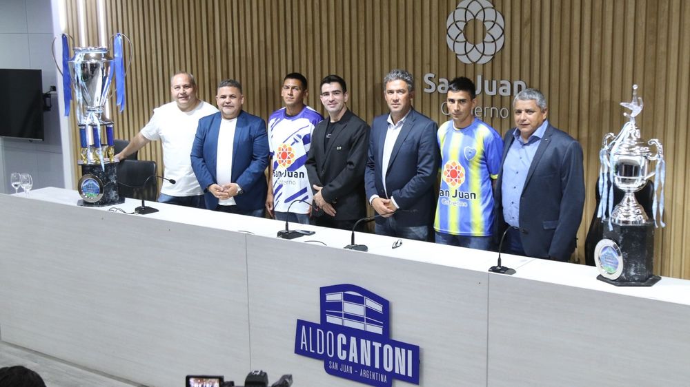 Presentación. La Gran Final de la Copa de Campeones quedó formalmente presentada con la presencia de todo el fútbol del interior.