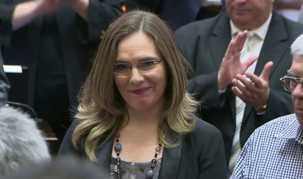 Dos senadoras votarán contra el aborto y crece la tendencia del rechazo