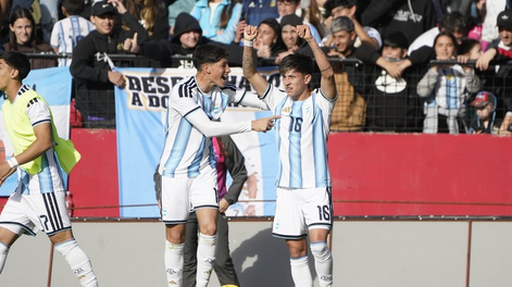 Argentina festejó sobre el final del partido.