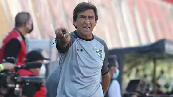 El argentino Gustavo Costas es el nuevo entrenador del seleccionado de Bolivia