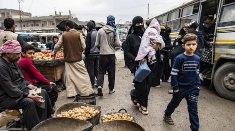 Al menos 41 muertos en dos ataques en Siria atribuídos al extremista Estado Islámico