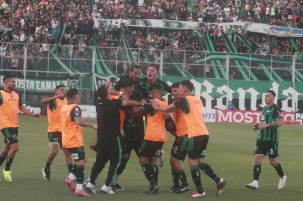 Por fin. San Martín metió mucho más que tres puntos con Independiente. Ahora, depende de si mismo para la permanencia.