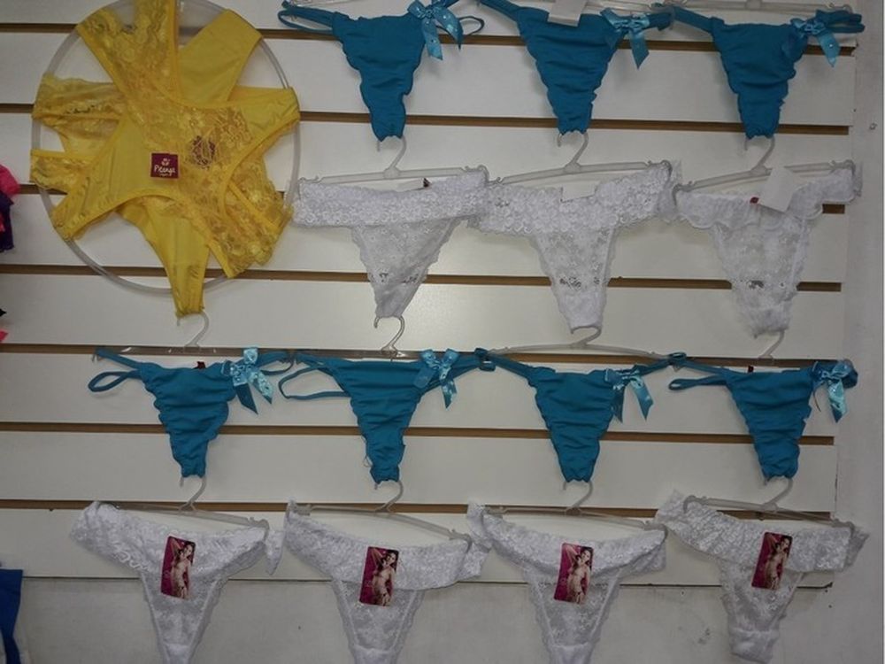 Una bandera de Uruguay hecha con bombachas