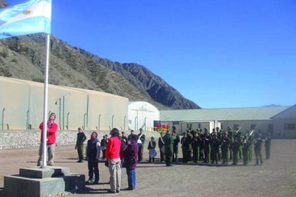 Gualcamayo se vistió de celeste y blanco
